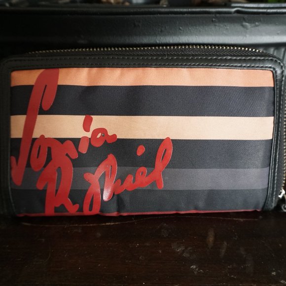 Wallet - Picture 3 of 3